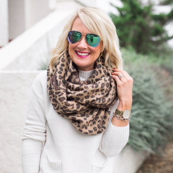 Nordstrom Accessories - Leopard Blanket Scarf